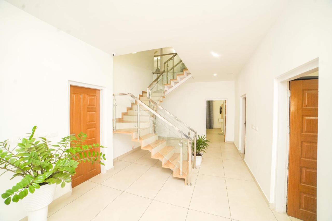 Oceana Hills Residency Hotel Alappuzha Buitenkant foto